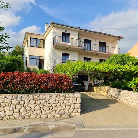 Apartments Marko Novi Vinodolski Exterior foto