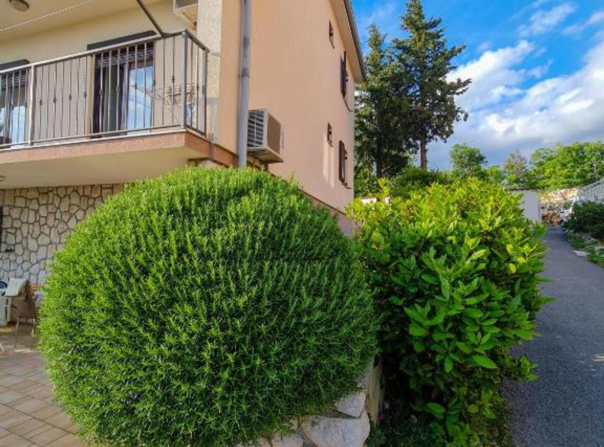 Apartments Marko Novi Vinodolski Exterior foto